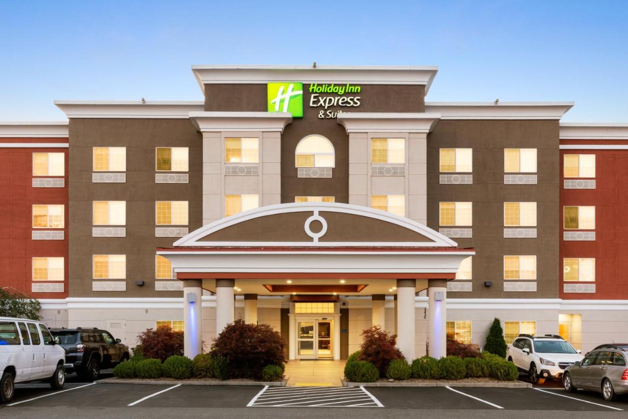 Holiday Inn Express & Suites Klamath Falls Central By Ihg Esterno foto