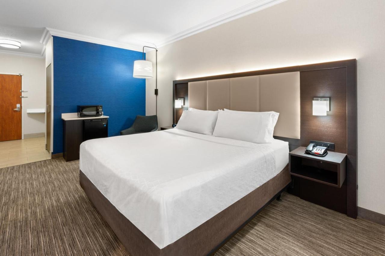 Holiday Inn Express & Suites Klamath Falls Central By Ihg Esterno foto