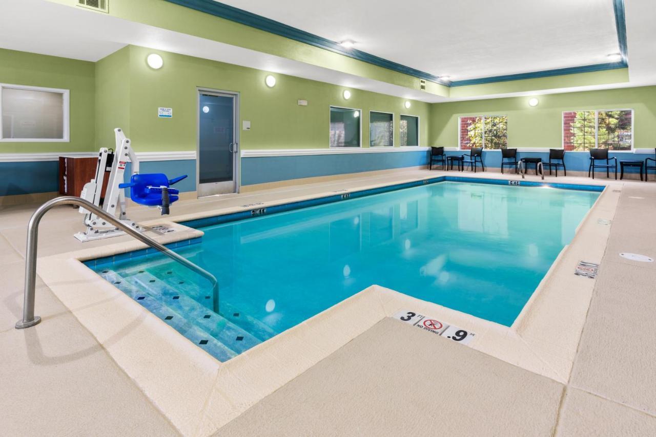 Holiday Inn Express & Suites Klamath Falls Central By Ihg Esterno foto