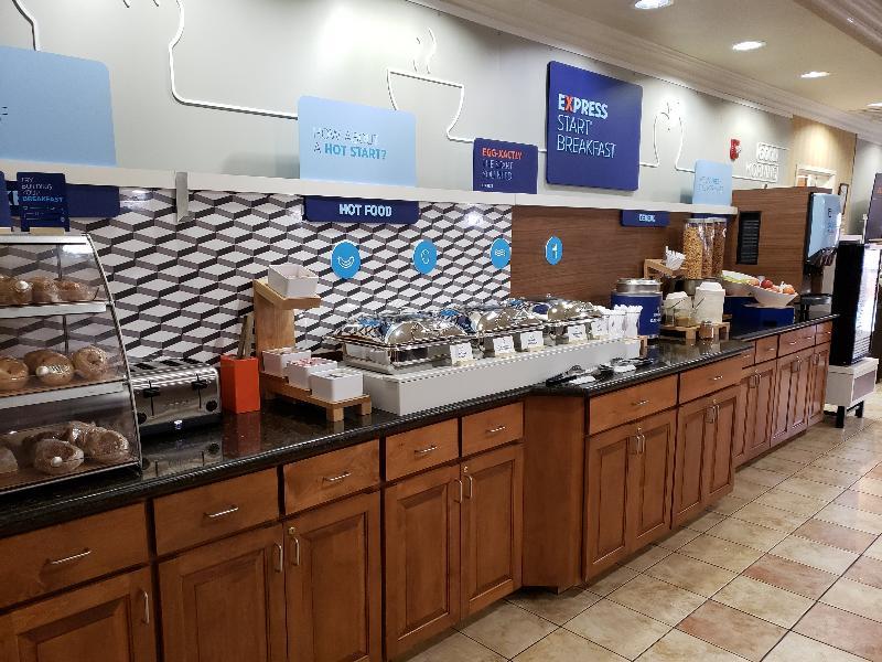 Holiday Inn Express & Suites Klamath Falls Central By Ihg Esterno foto